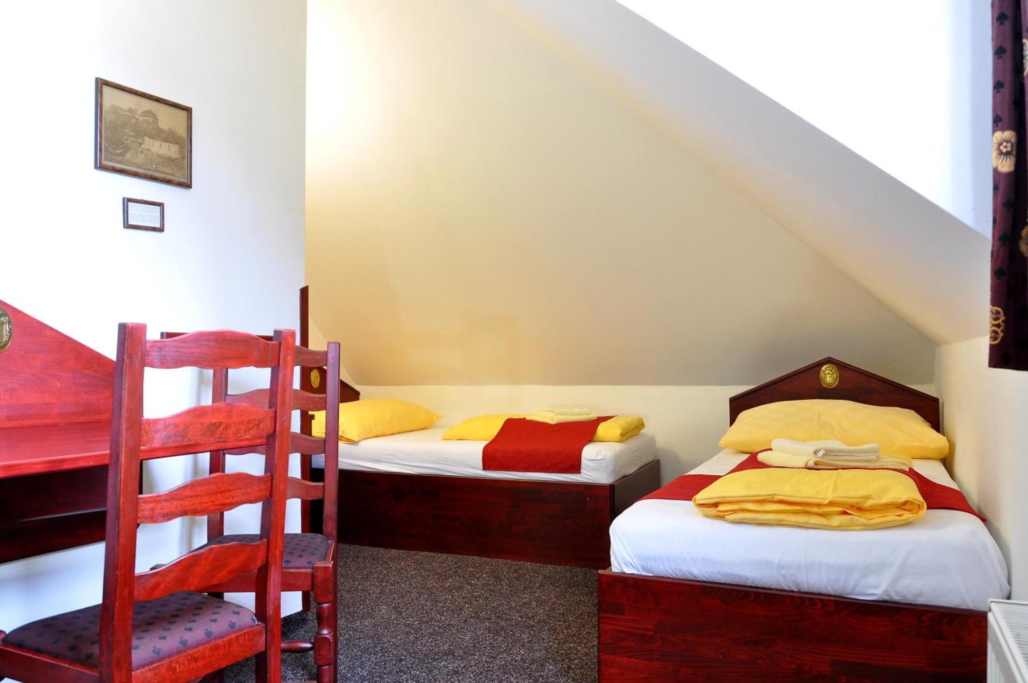 Hotel Cisar Ferdinand Loket Camera foto