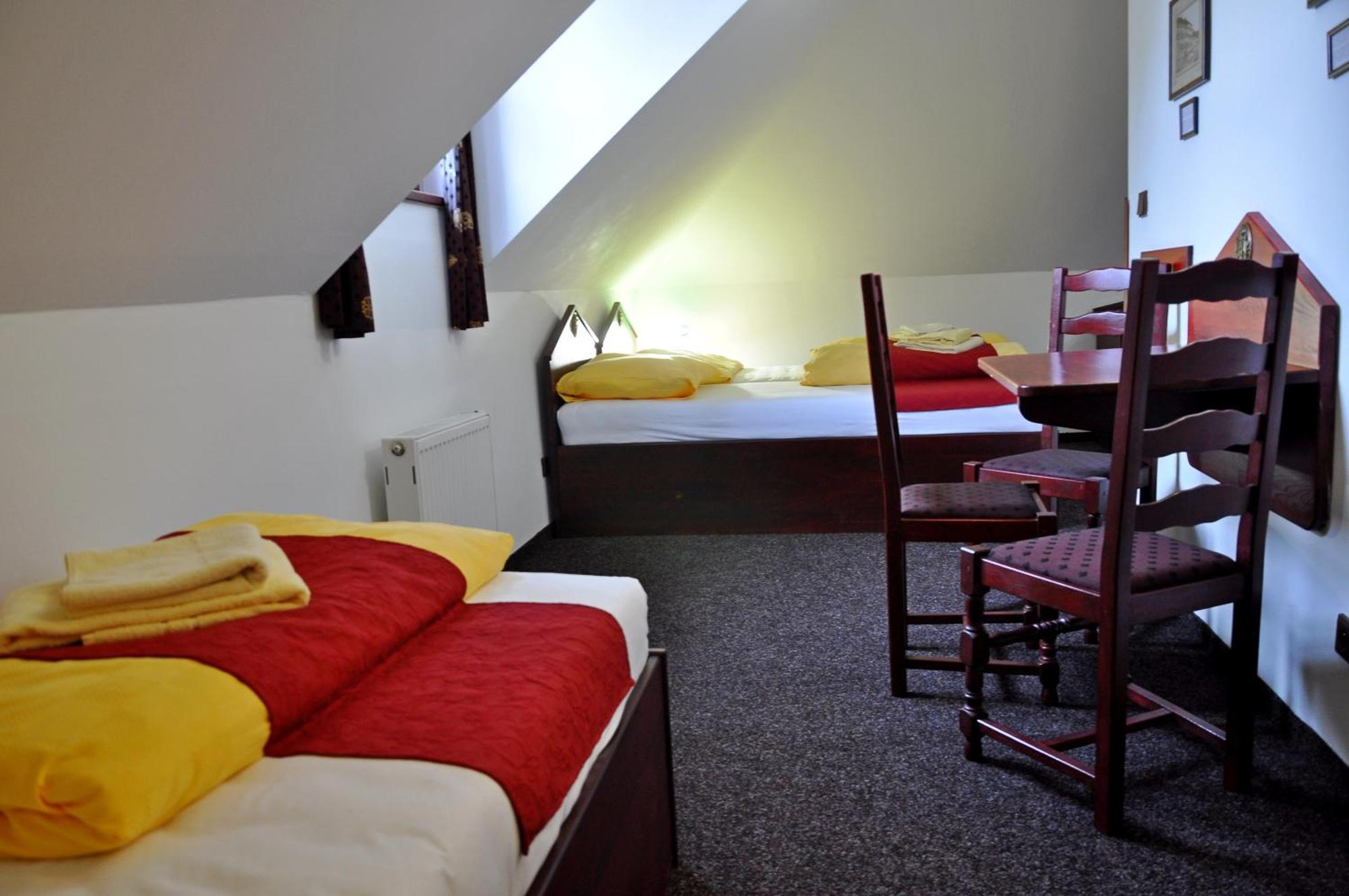 Hotel Cisar Ferdinand Loket Camera foto